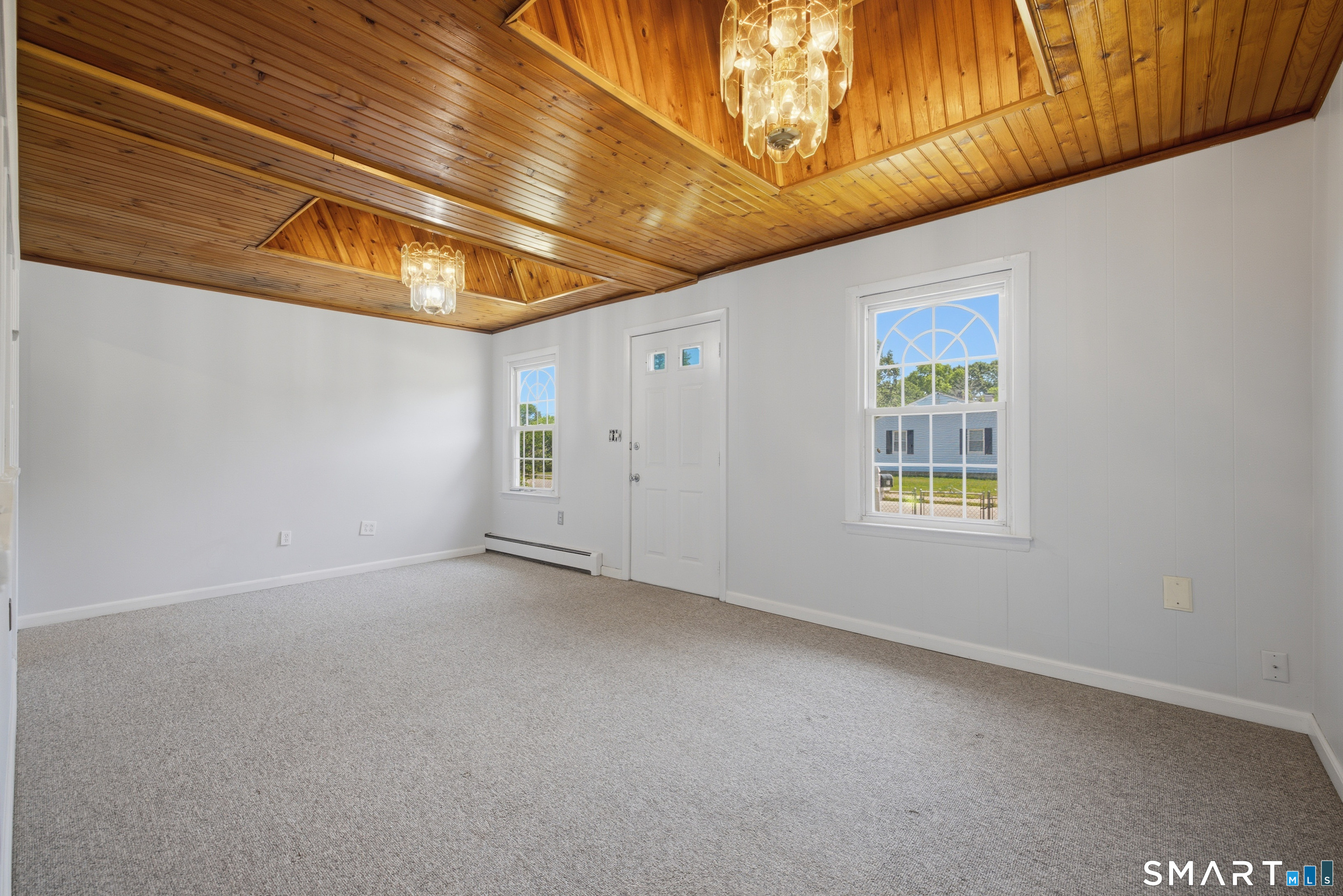 257 Midway Oval Groton CT 06340