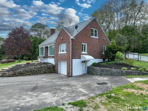 1920 Hartford Turnpike North Haven CT 06473