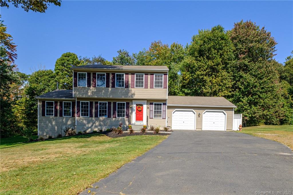 3 Coachlight Circle Prospect CT 06712