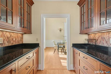 215 Old Mountain Road Farmington CT 06032