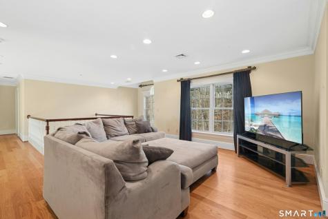 215 Old Mountain Road Farmington CT 06032