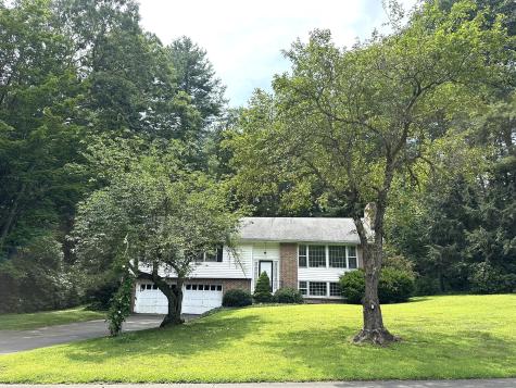 51 Westridge Drive Avon CT 06001