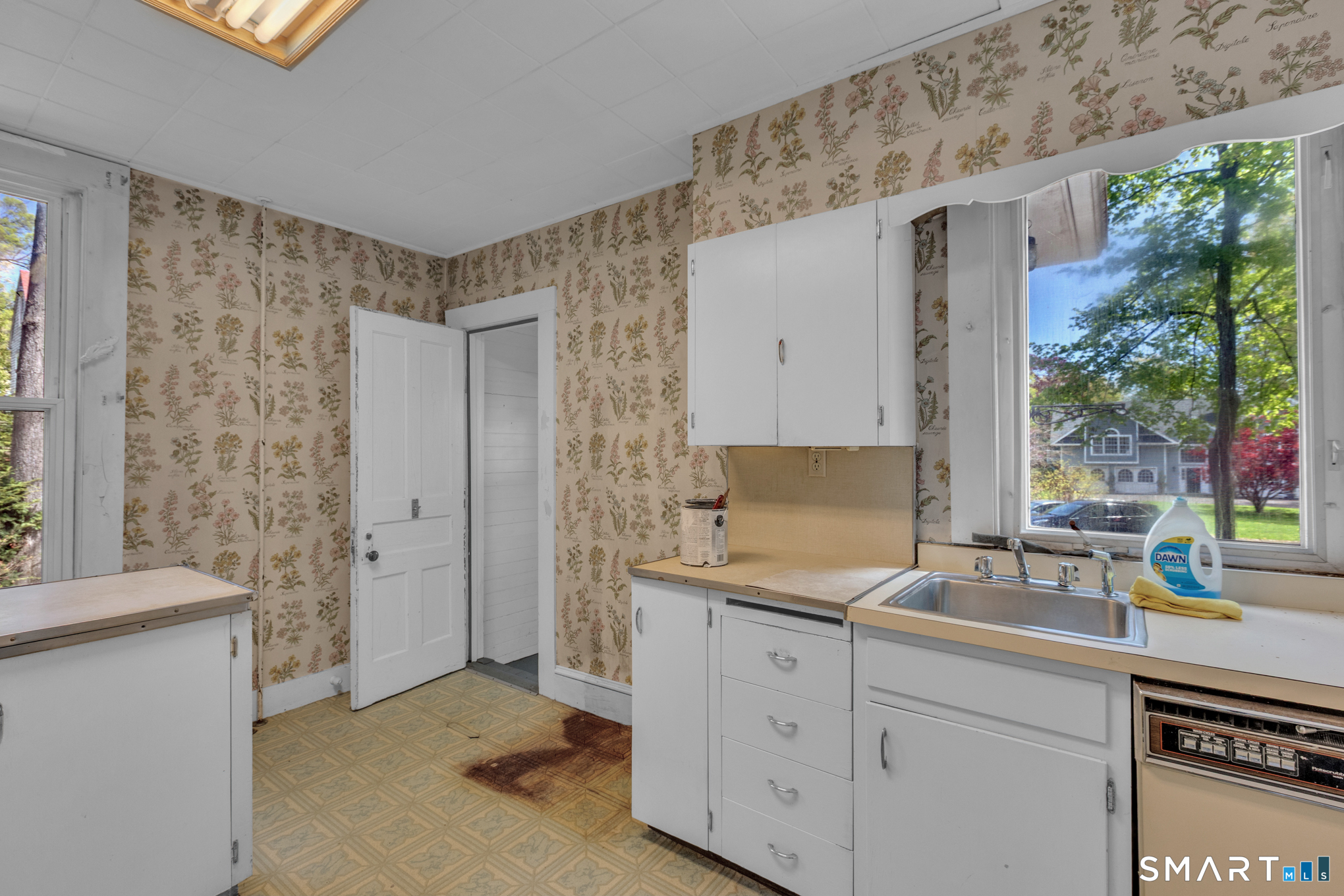 418 Maple Hill Avenue Newington CT 06111
