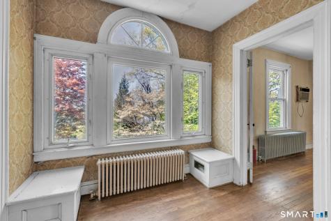 418 Maple Hill Avenue Newington CT 06111