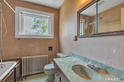 418 Maple Hill Avenue Newington CT 06111