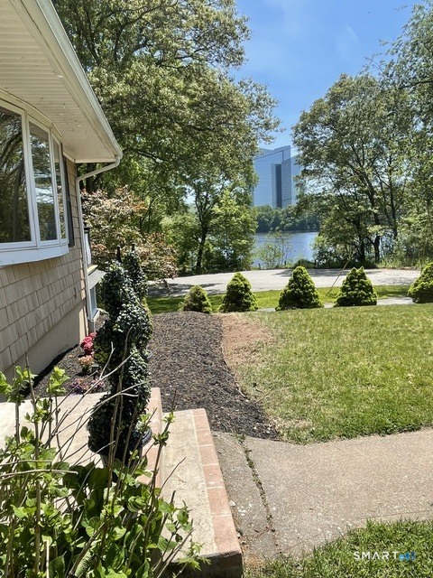 106 Lucas Park Road Norwich CT 06360