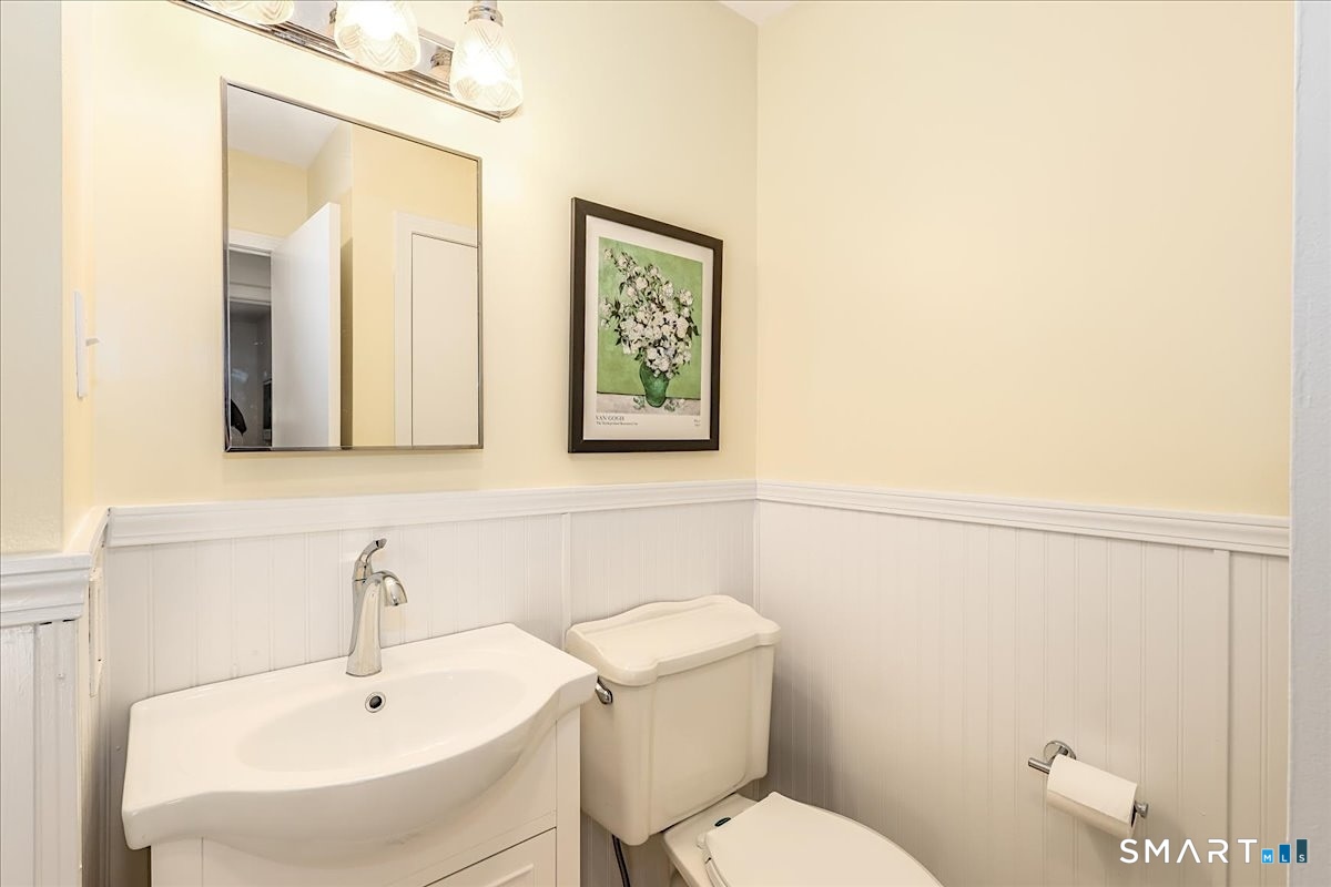23 Cedar Hill Road Newtown CT 06470
