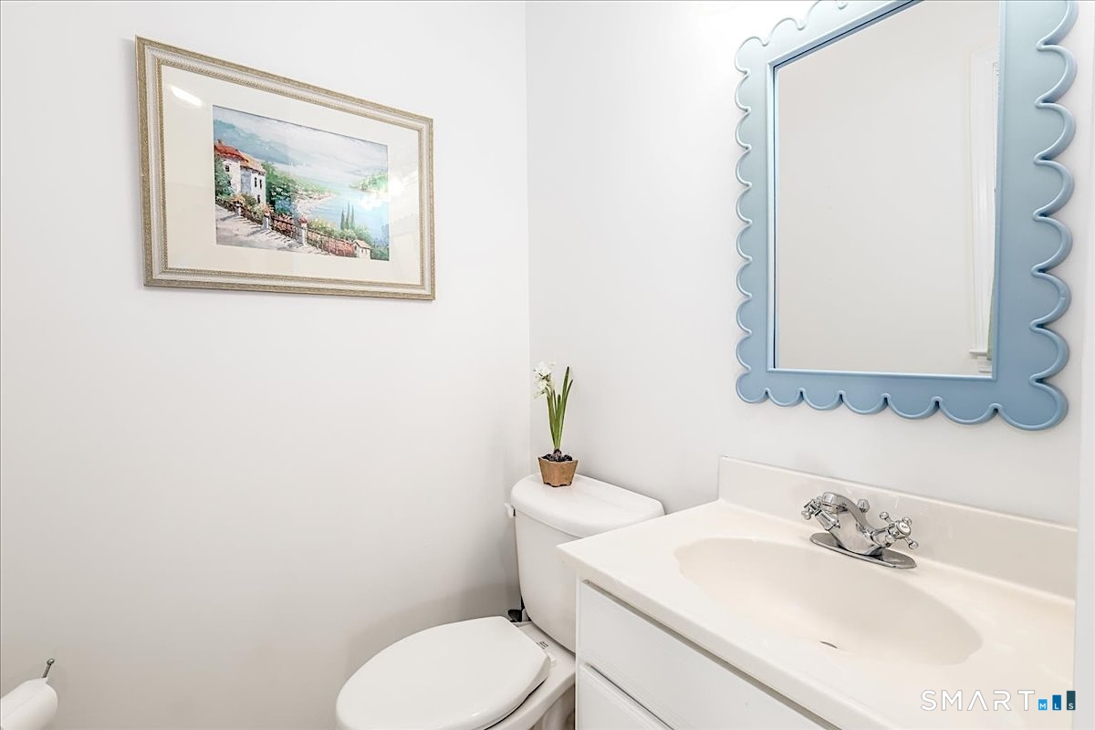 23 Cedar Hill Road Newtown CT 06470