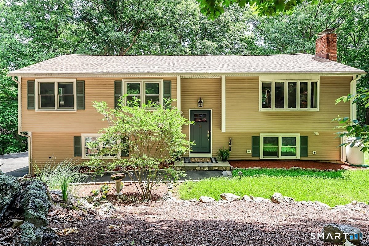 23 Cedar Hill Road Newtown CT 06470