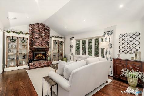 23 Cedar Hill Road Newtown CT 06470