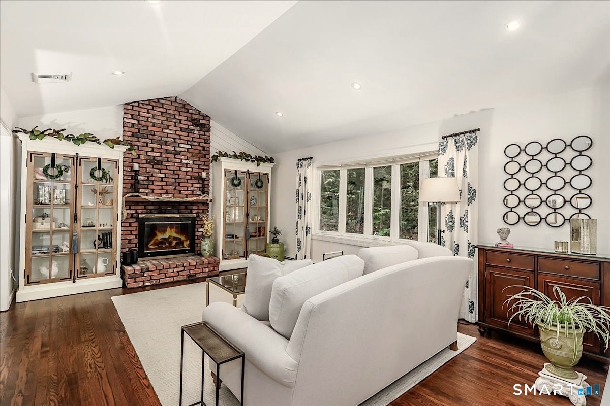 23 Cedar Hill Road Newtown CT 06470