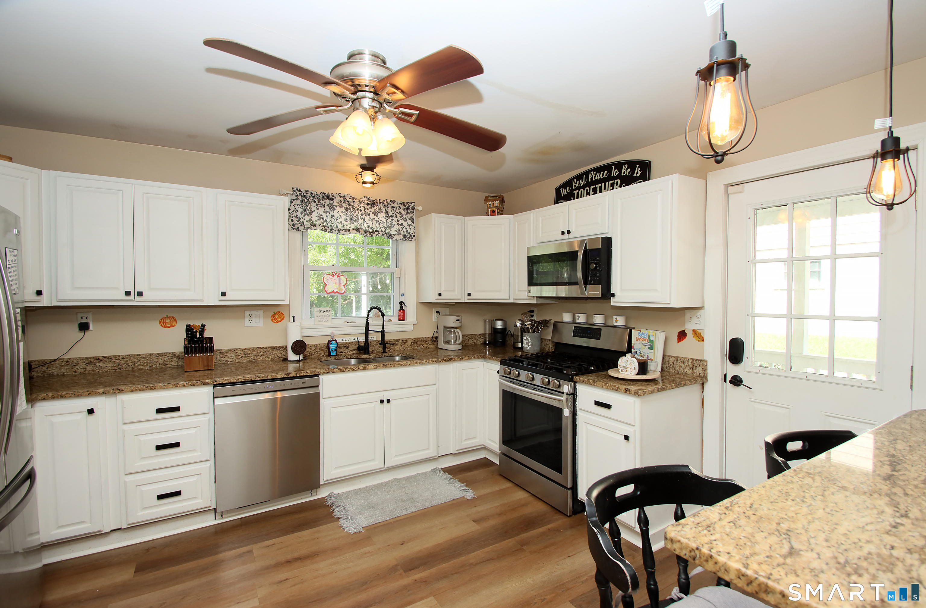 75 Coppola Terrace Derby CT 06418