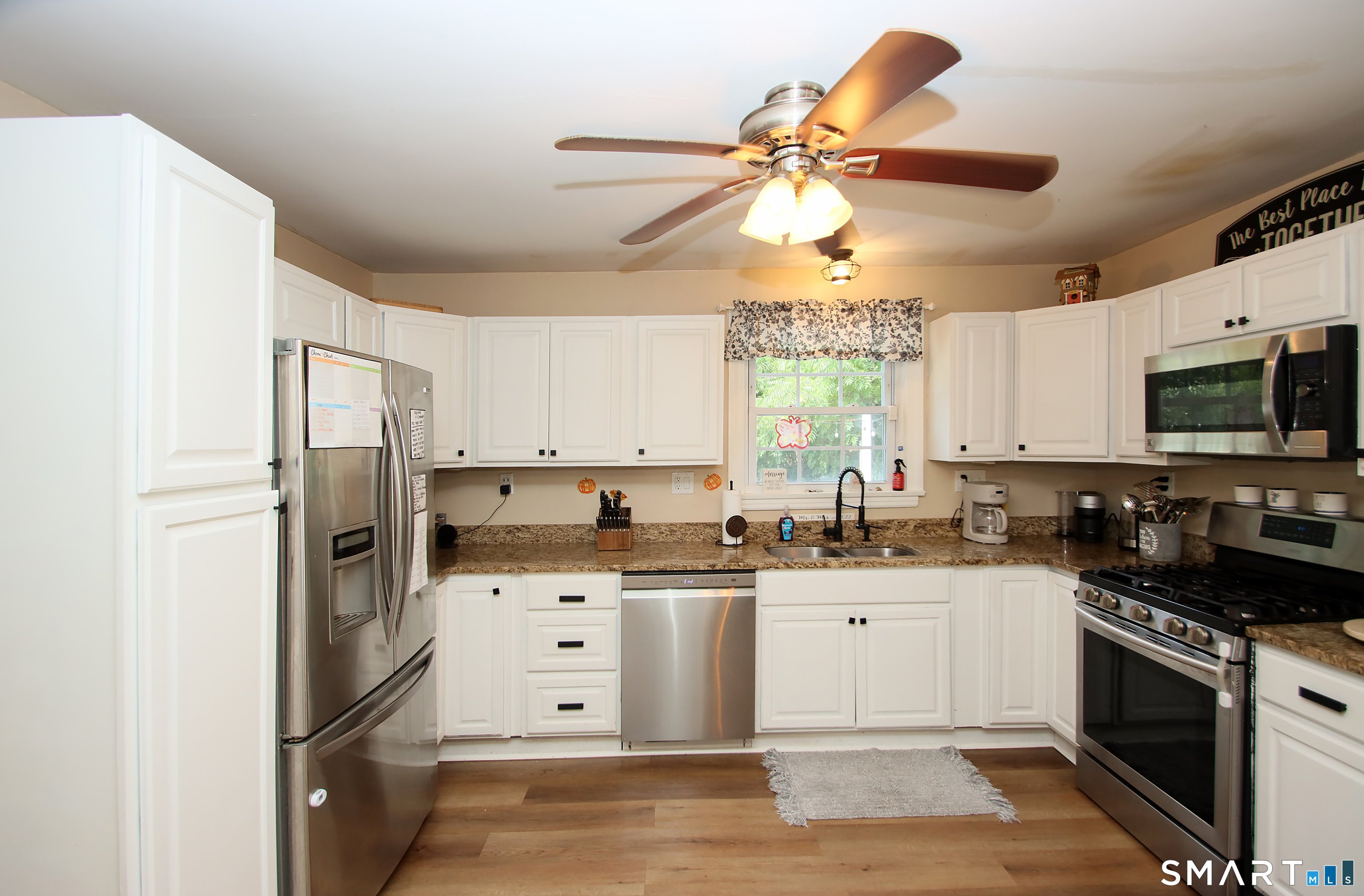 75 Coppola Terrace Derby CT 06418