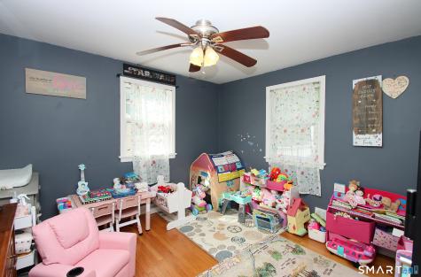 75 Coppola Terrace Derby CT 06418