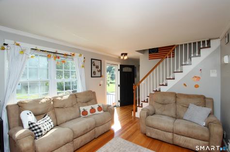 75 Coppola Terrace Derby CT 06418