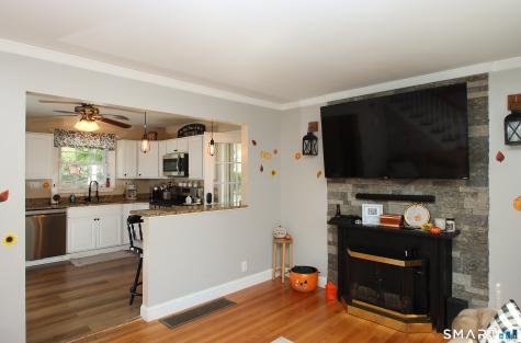 75 Coppola Terrace Derby CT 06418