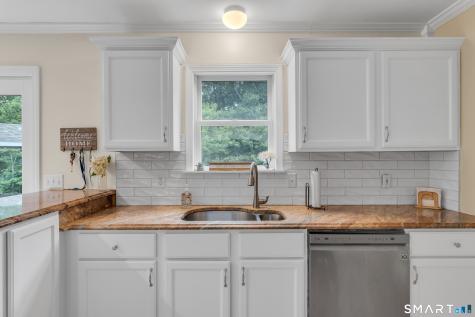 20 Airline Road Clinton CT 06413