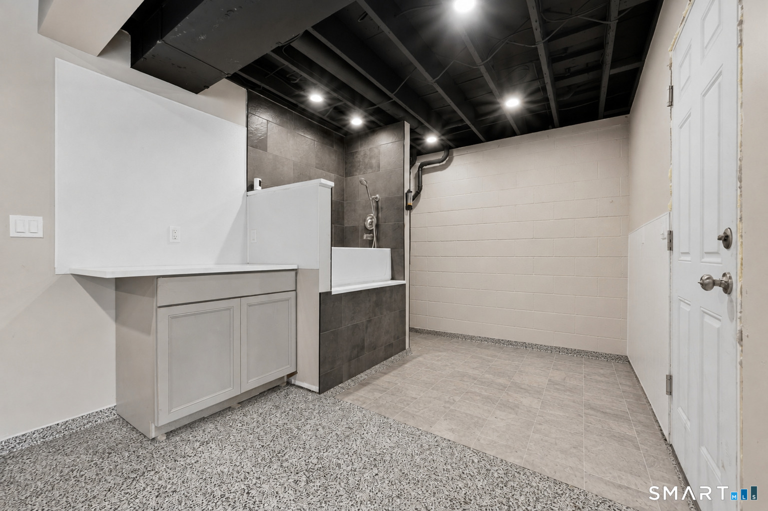 570 Grassy Hill Road Orange CT 06477