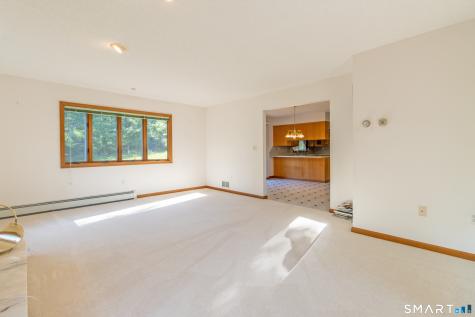 76 Thimble Rock Road Middletown CT 06457