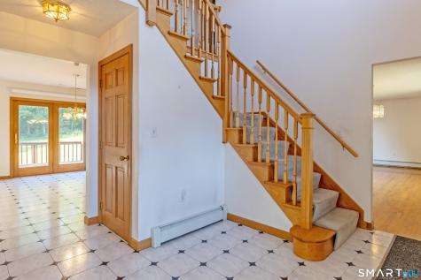 76 Thimble Rock Road Middletown CT 06457