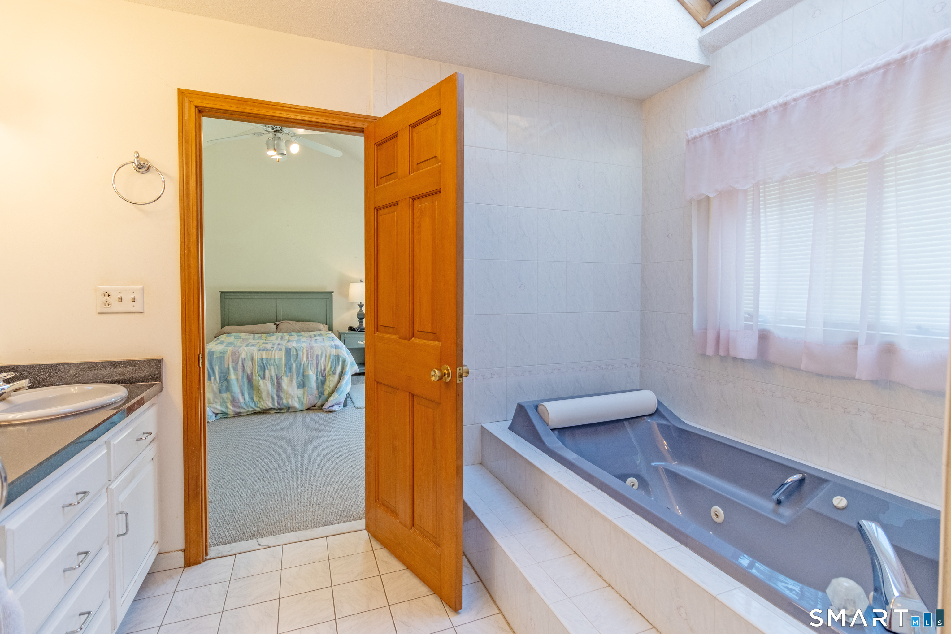 76 Thimble Rock Road Middletown CT 06457