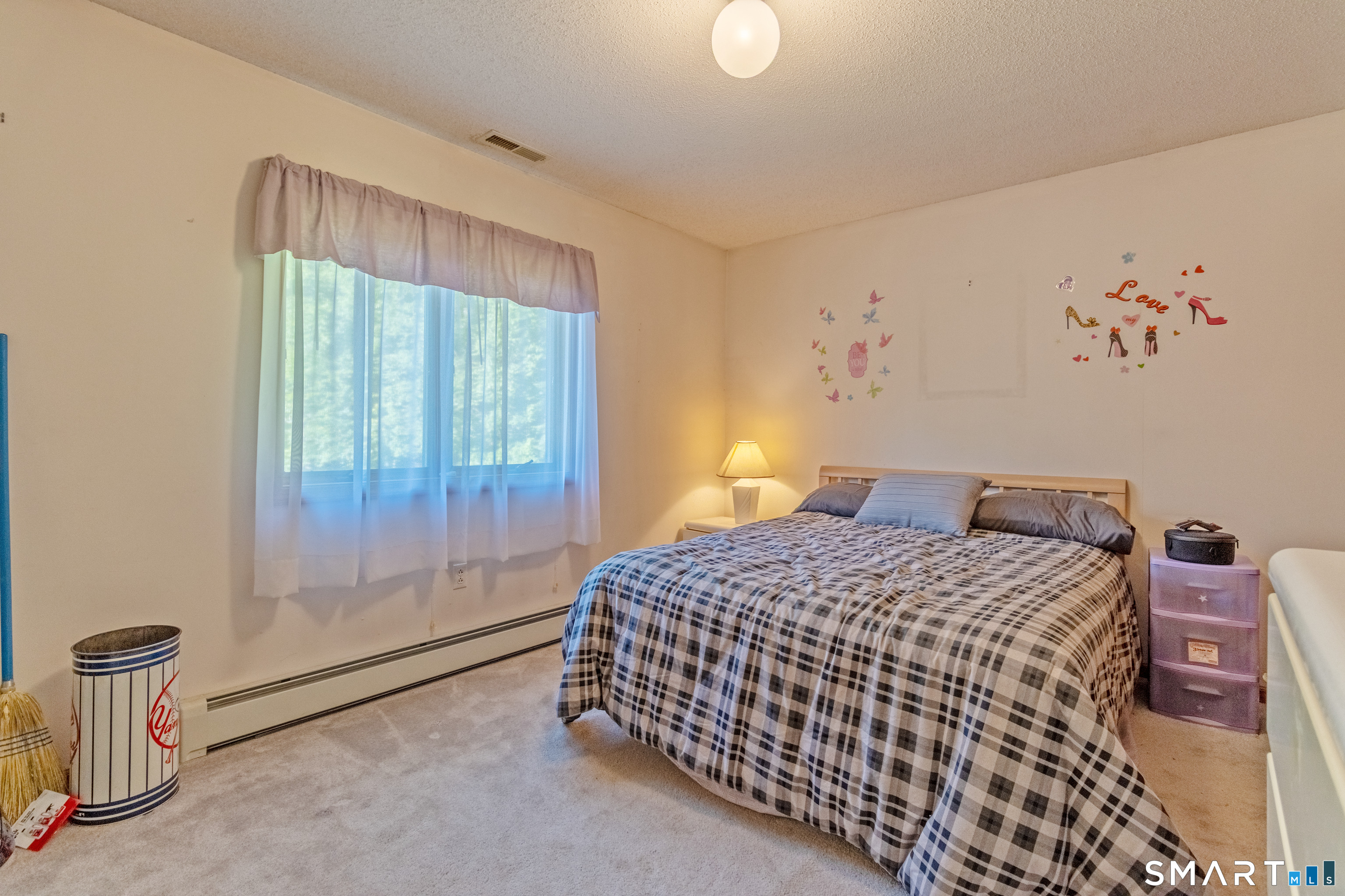 76 Thimble Rock Road Middletown CT 06457