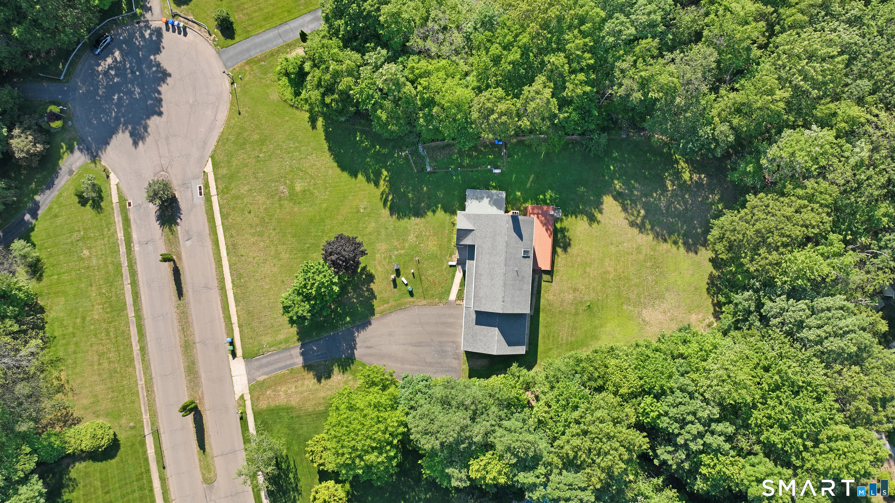 76 Thimble Rock Road Middletown CT 06457