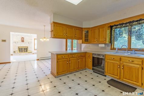 76 Thimble Rock Road Middletown CT 06457
