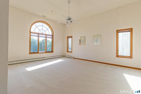 76 Thimble Rock Road Middletown CT 06457
