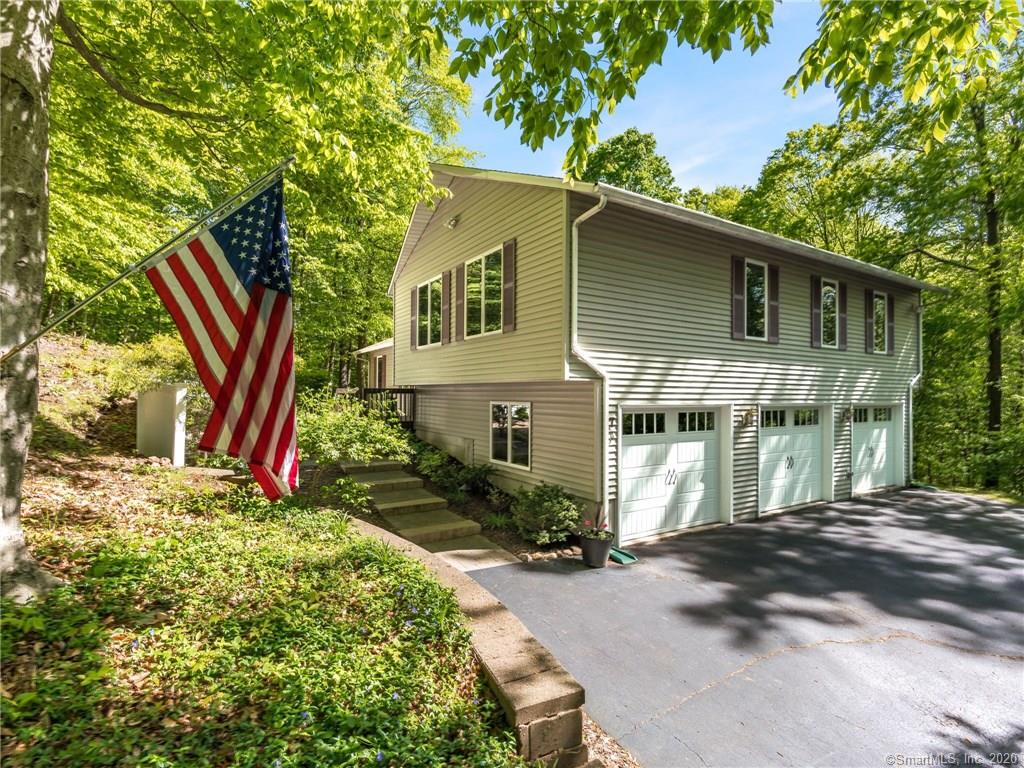 73 Thimble Rock Road Middletown CT 06457