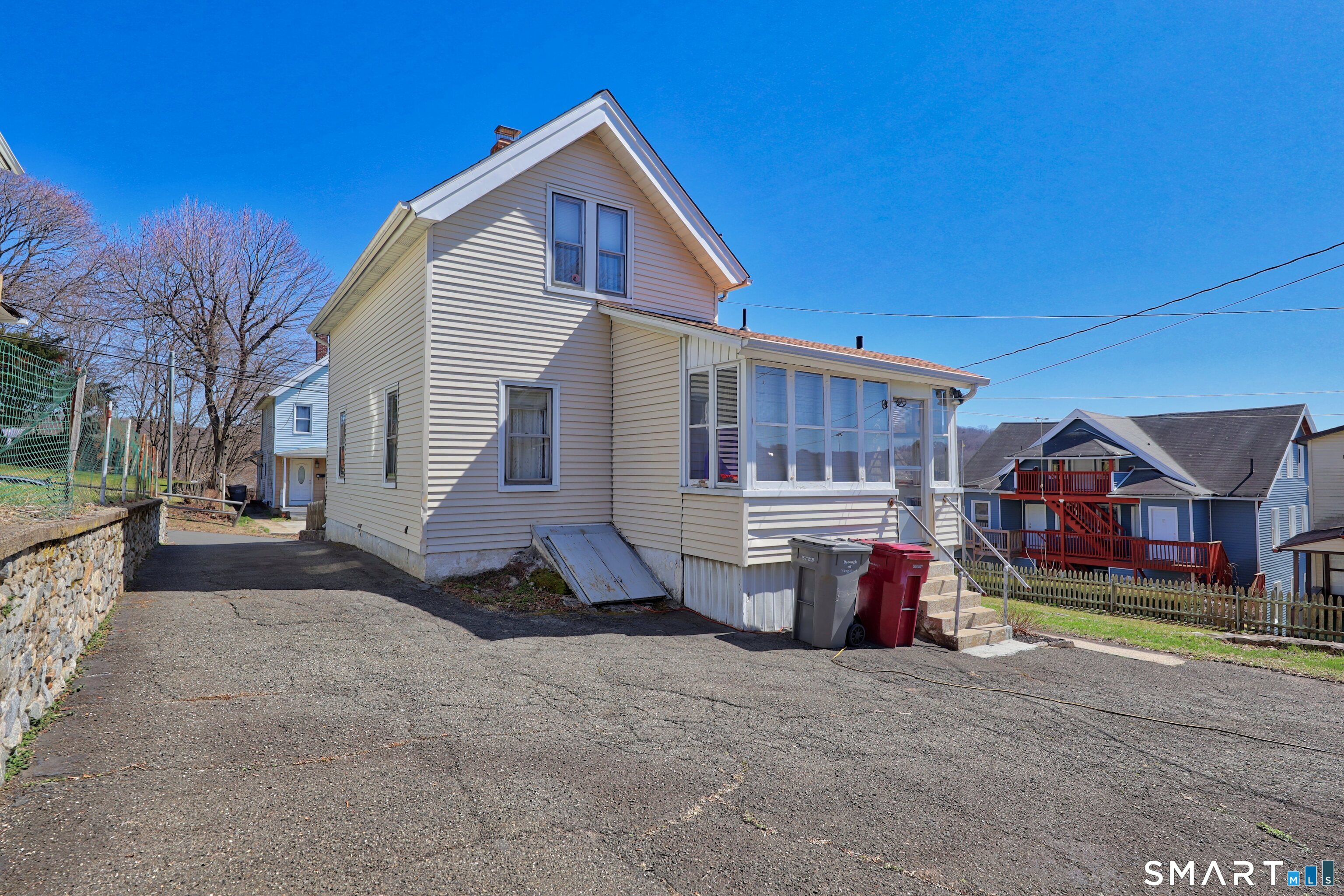 14 Washington Street Naugatuck CT 06770