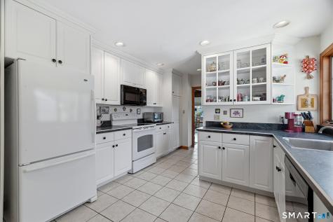 311 Brightwater Road Old Lyme CT 06371