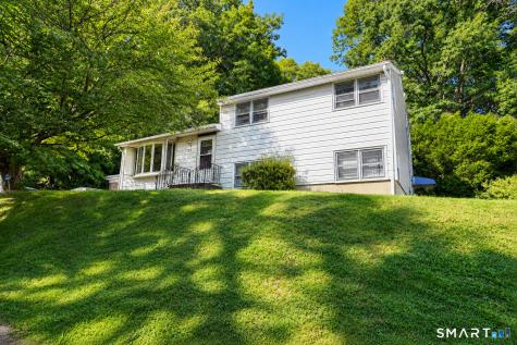 129 Mueller Drive Hamden CT 06514