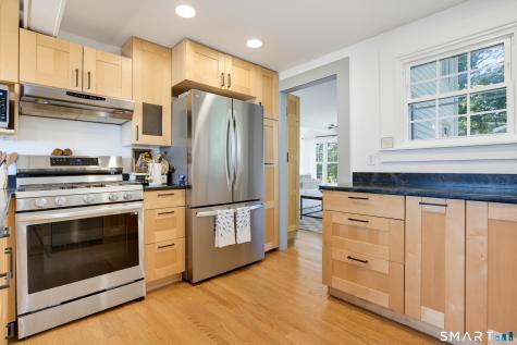 10 Wilford Road Branford CT 06405