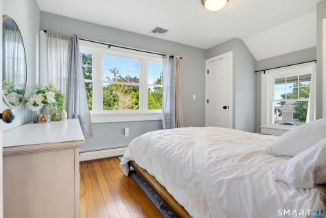 10 Wilford Road Branford CT 06405