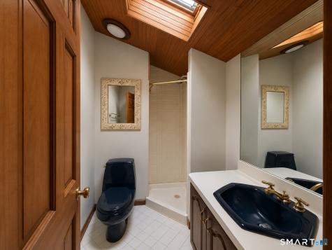 4 Taagan Point Road Danbury CT 06811
