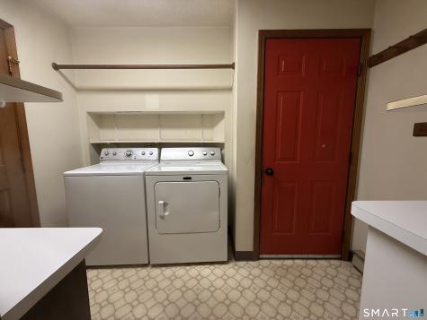 4 Taagan Point Road Danbury CT 06811