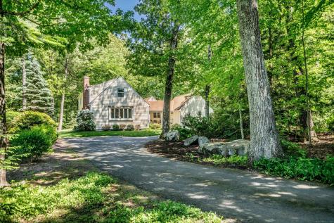 440 Huckleberry Hill Road Avon CT 06001