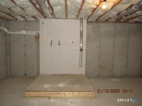 43 Warm Earth Road Naugatuck CT 06770