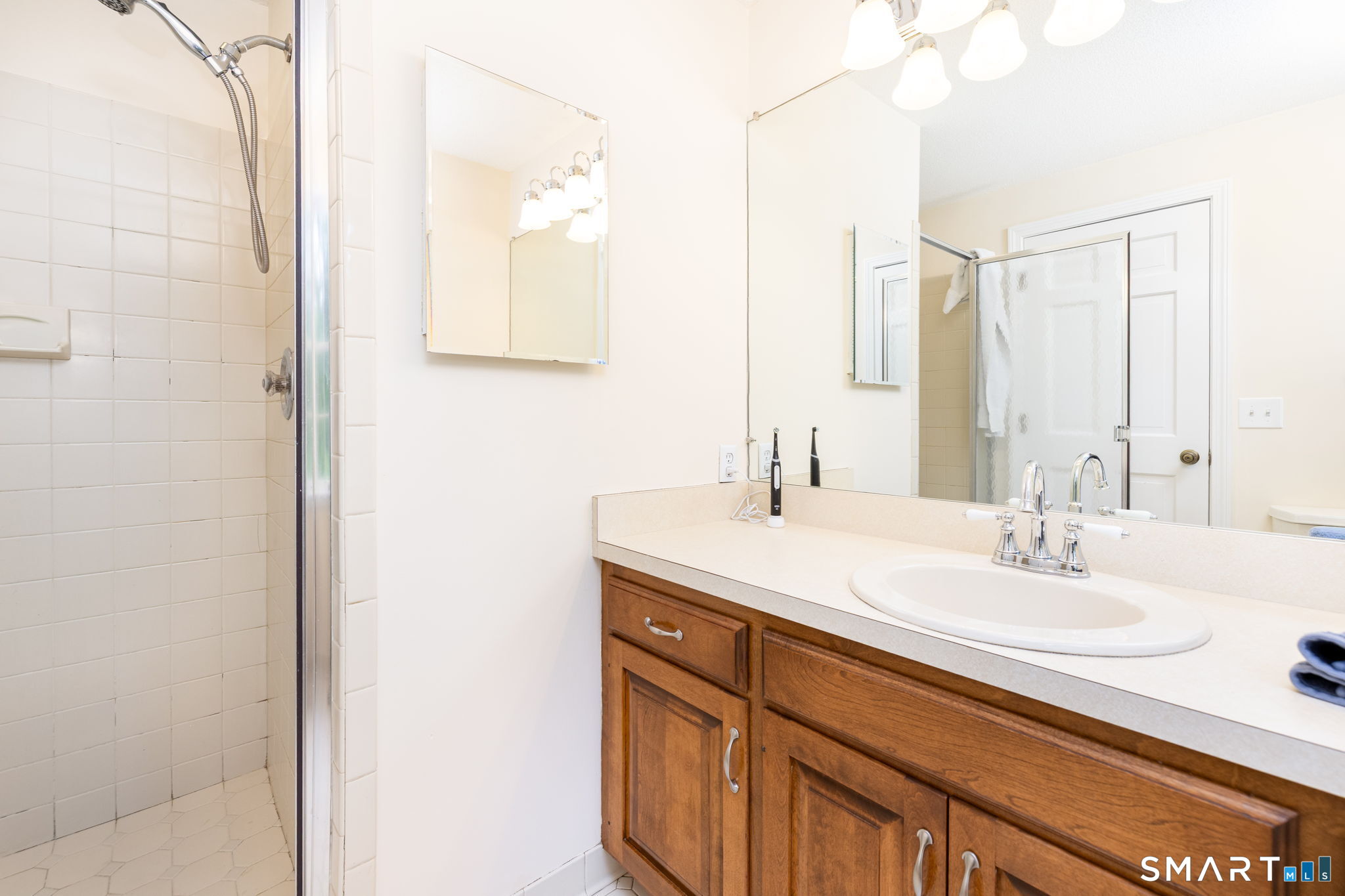 160 Mcintosh Drive Bristol CT 06010