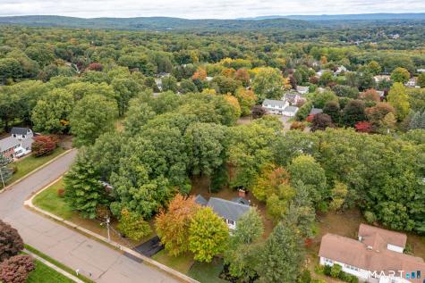 160 Mcintosh Drive Bristol CT 06010