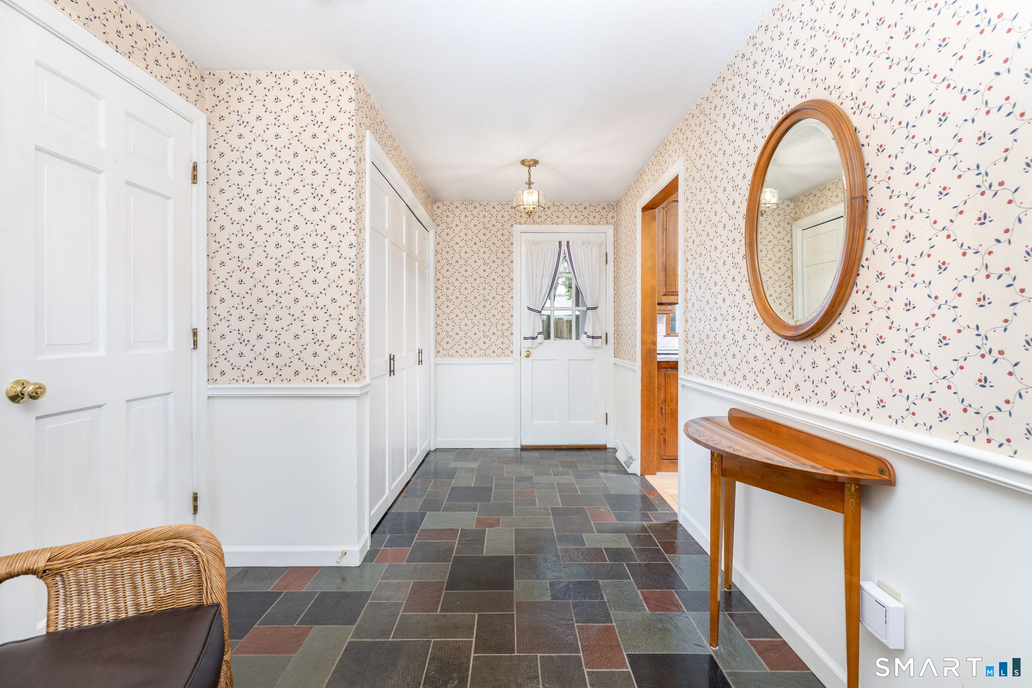 160 Mcintosh Drive Bristol CT 06010