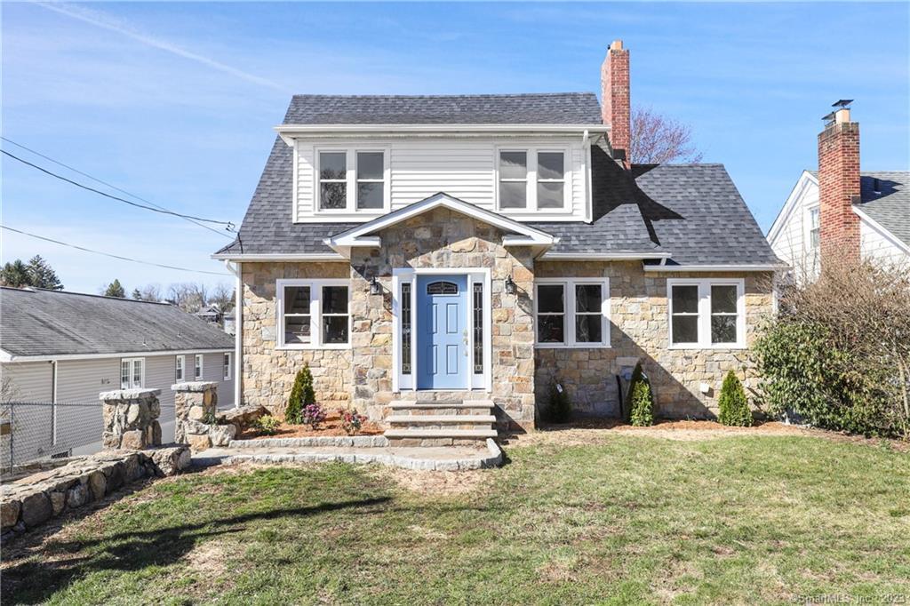 82 Davis Street Danbury CT 06810