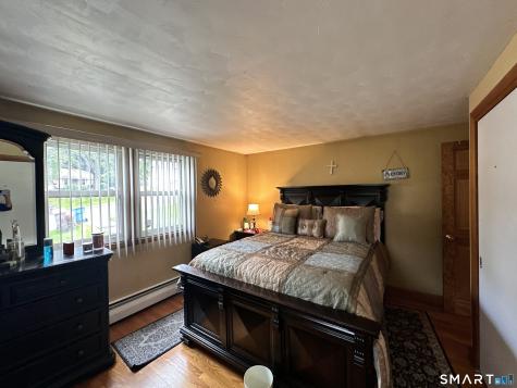 48 Ferguson Road Manchester CT 06040