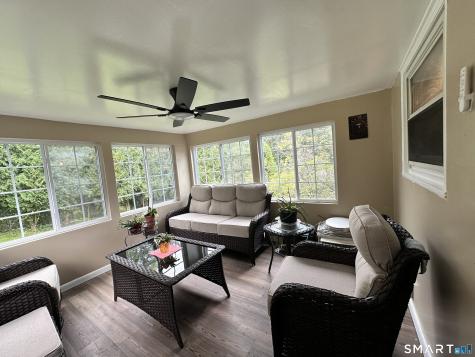 48 Ferguson Road Manchester CT 06040