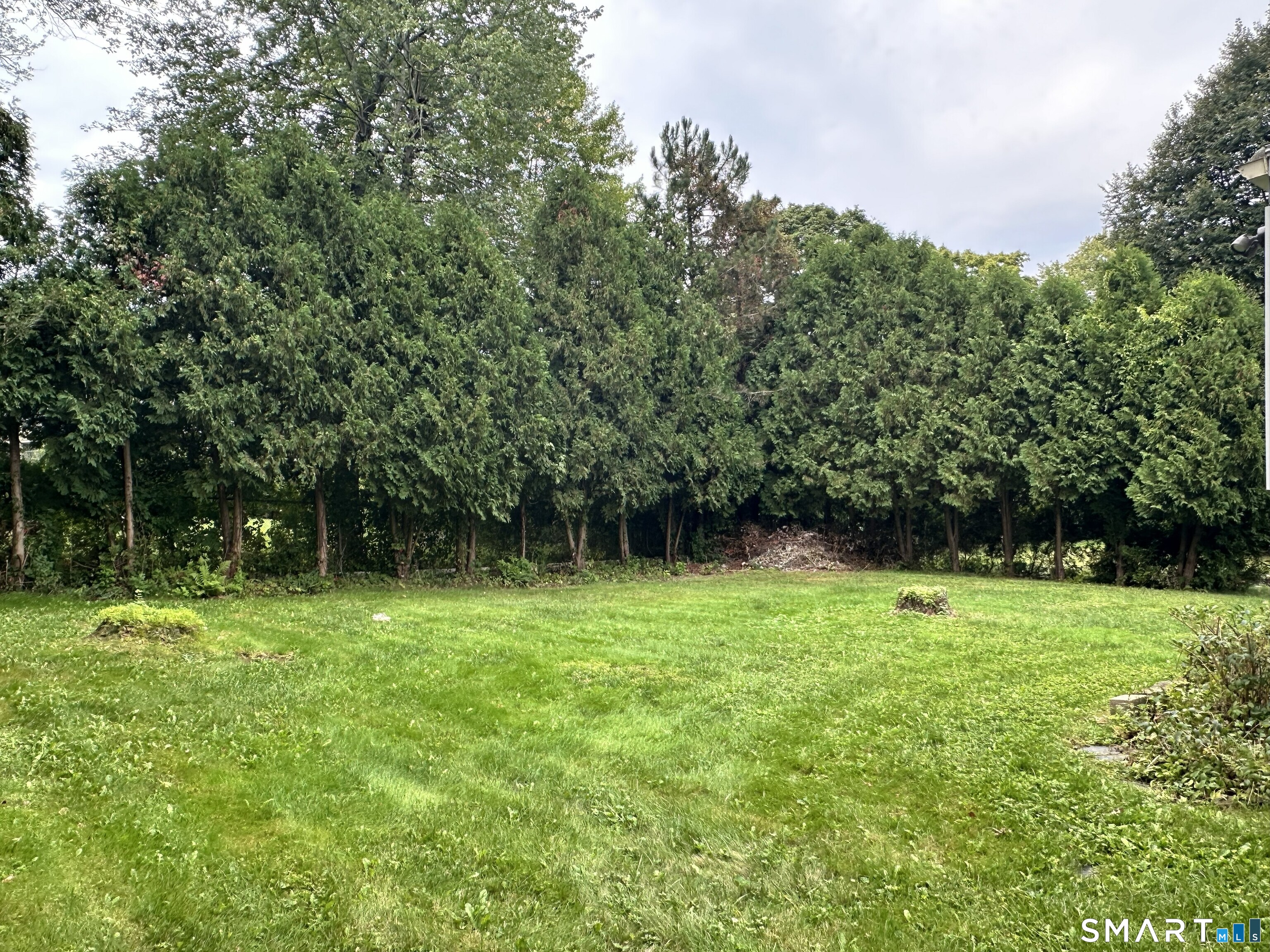 48 Ferguson Road Manchester CT 06040