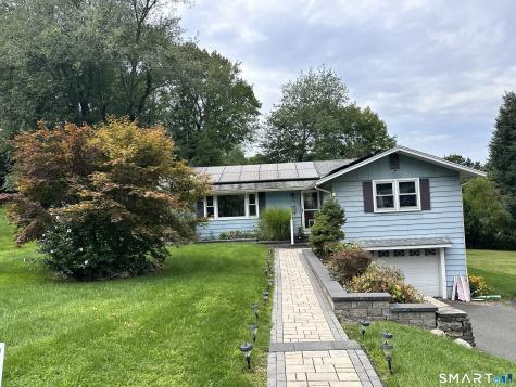 48 Ferguson Road Manchester CT 06040