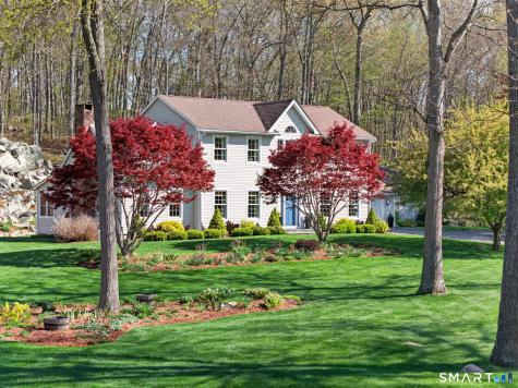 3 Arbor Court Stonington CT 06379