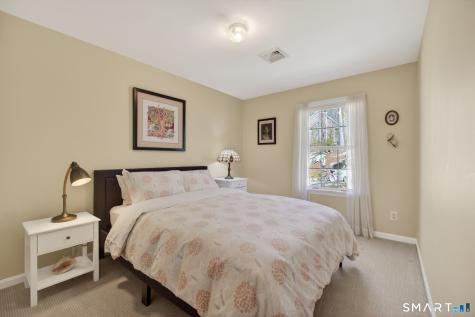 3 Arbor Court Stonington CT 06379