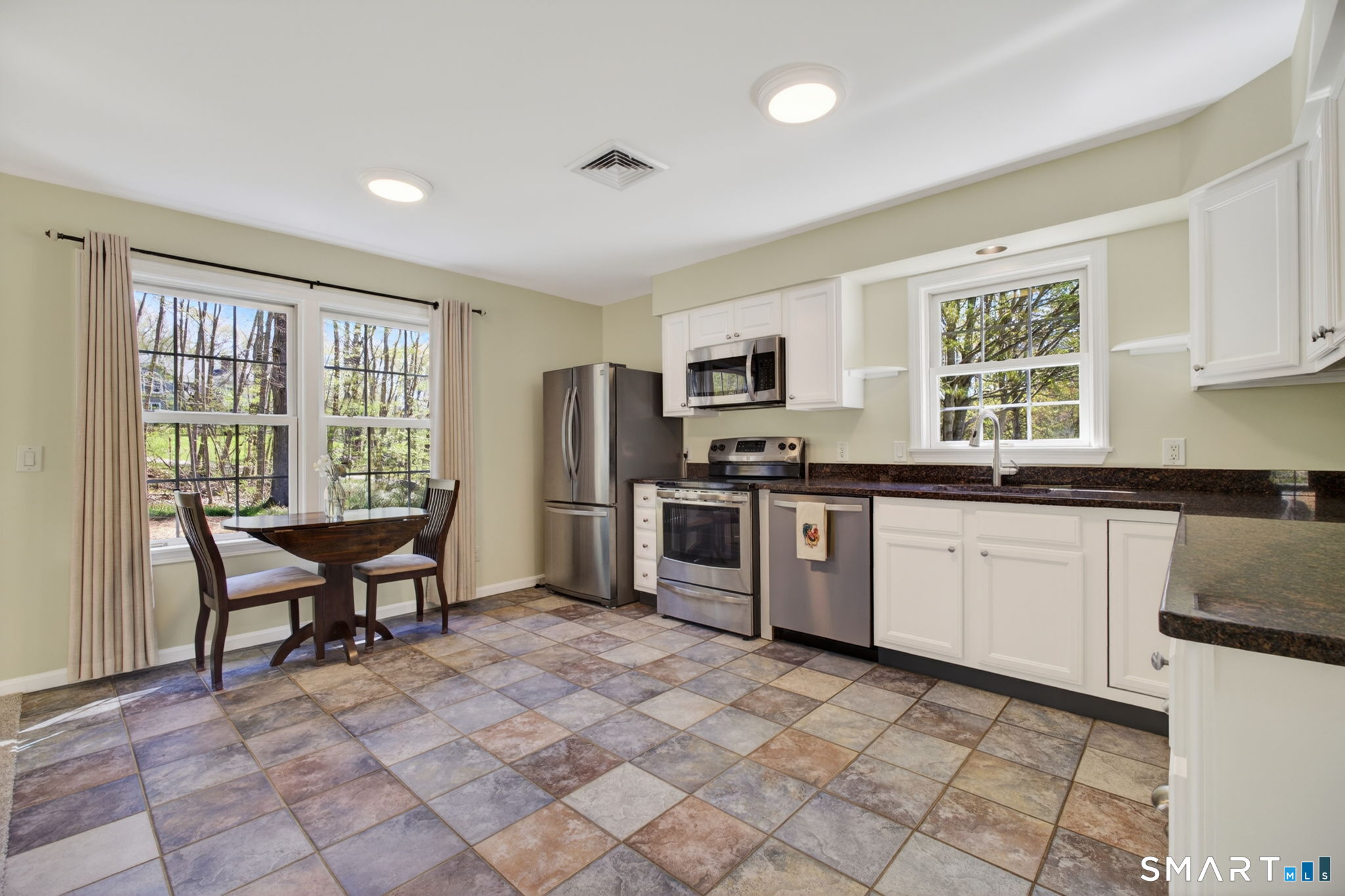 3 Arbor Court Stonington CT 06379